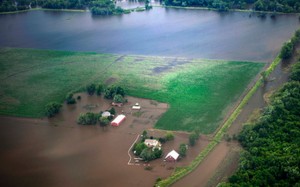 Are U.S. Midwest floods more frequent? Researchers say yes. Pictured: July 2014, Iowa flood. Credit: Aneta Goska