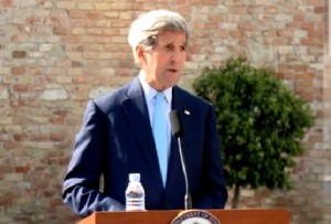 Secretary of State John Kerry speaks in Vienna saying, Nuclear Talks "can go either way. "Image-VOA