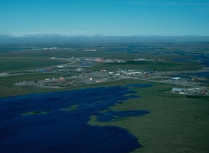 North Slope oil fields in Prudhoe Bay. Image-USFWS