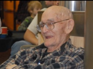 100-year-old Sidney Huntington passed away peacefully on Tuesday. Image-screengrab of Internet slideshow by Paul Apfelbeck