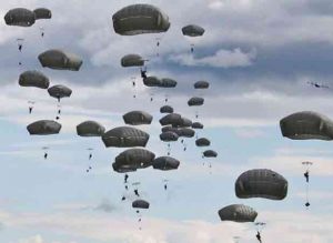 Paratroopers with the 4th Infantry Brigade Combat Team (Airborne), 25th Infantry Division perform an airborne proficiency operation on Malemute Drop Zone at Joint Base Elmendorf-Richardson. Image-4th Brigade Combat Team (Airborne), 25th Infantry Division