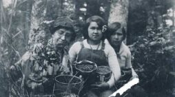 Berry Picking-Alutiiq Word of the Week