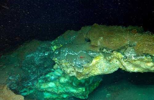 Deepest gas hydrate cold seep ever discovered in the Arctic