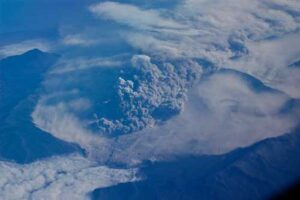 Photo by Burke Mees/Alaska Airlines
Mount Okmok erupts explosively on Aug. 3, 2008.