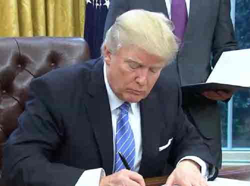 Trump Withdraws US from 12-Nation Pacific Rim Trade Deal