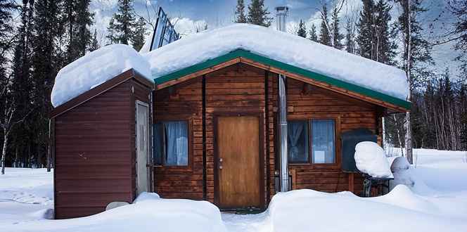 BLM announces new winter public use cabin rental in Coldfoot