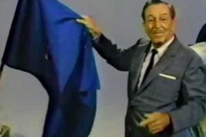 Walt Disney introducing the episode.. Image-Disney