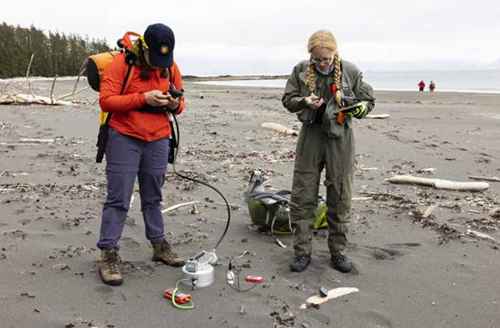 International science team explores gassing of Mt. Edgecumbe volcano