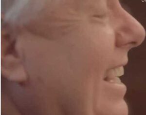 Lindsey Graham listening to Trump talk about the Iran war. Image-X video screengrab