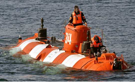 Fire on Russian Submersible Kills 14