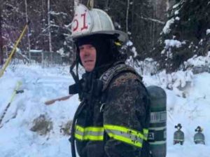 Alaska Army National Guard Staff Sgt. Jeffrey Conner, a member of the 297th Infantry Battalion medical platoon, poses for a photo. Conner has been an Army Guard medic since 2010, and has worked as a firefighter for about 30 years. His current position is fire chief at Ester Volunteer Fire Department. (Photo courtesy Alaska Army National Guard/Released)