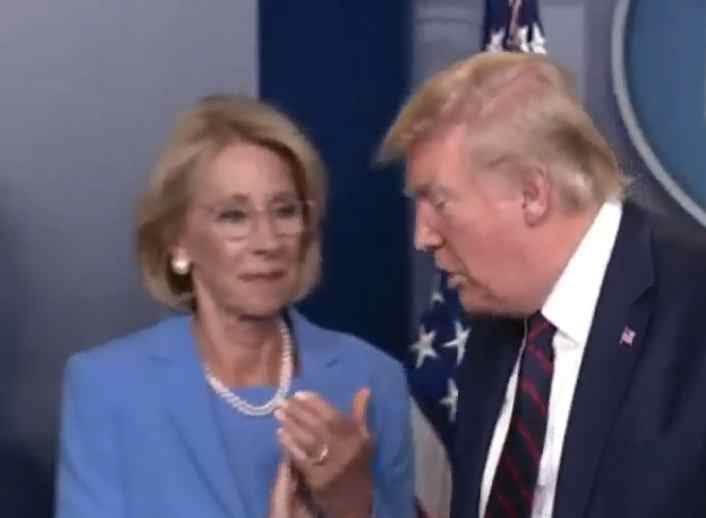Trump Accused of Suppressing CDC Warning That Full School Reopenings Pose ‘Highest Risk’ of Covid-19 Spread