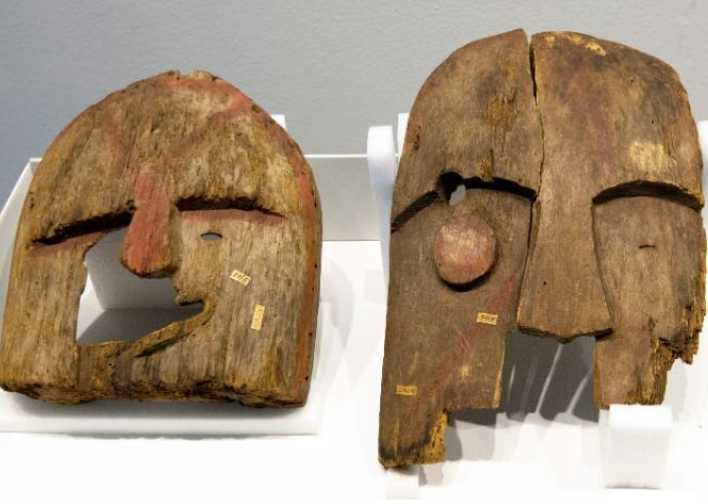 Plundered Native American artifacts.