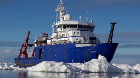 Geophysics professor sails north in search of deep-sea answer