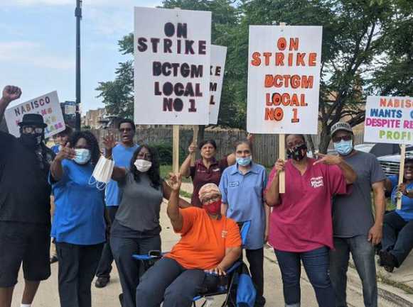 ‘No Contracts, No Snacks’: Nabisco Workers on Strike Across US