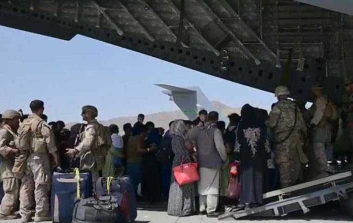 US Evacuation Effort ‘Uninterrupted’ by Kabul Airport Rocket Attack 