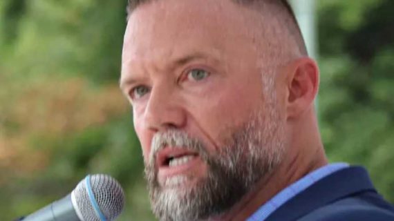 GOP Candidate Calls for ’20 Strong Men’ to Force Out Pro-Mask School Board Members