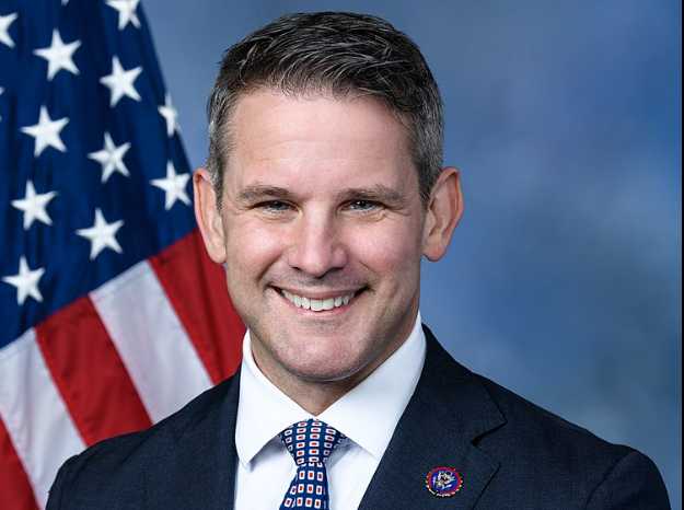 Kinzinger Introduces Measure to Allow US Military Intervention in Ukraine