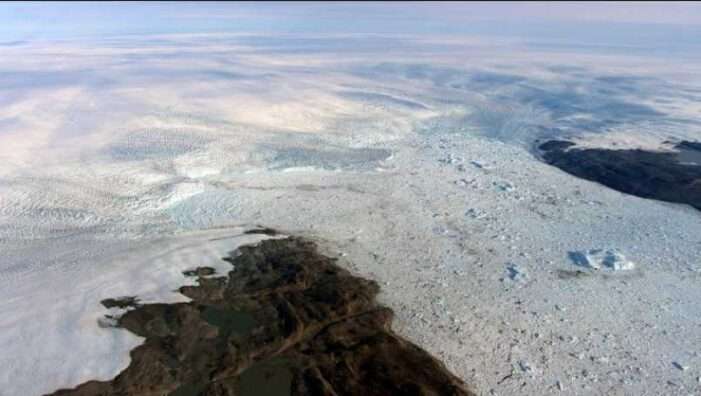 UAF scientists heading to Greenland for glacier research, museum project