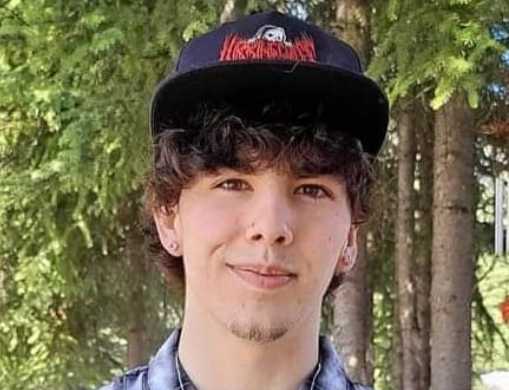 Remains of 17-Year-Old Missing since Sunday found in Gravel Pit Pond