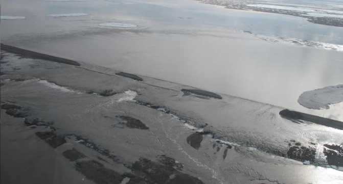 Flooding that closed Dalton Highway also caused widespread ground sinking
