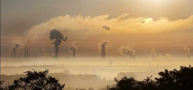 Report Details ‘Toxic’ Fossil Fuel Pollution in COP28 Host UAE
