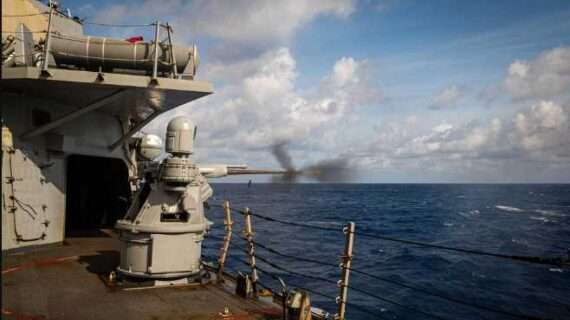 Red Sea Attacks Raise Tensions as US Kills Five in Iraq