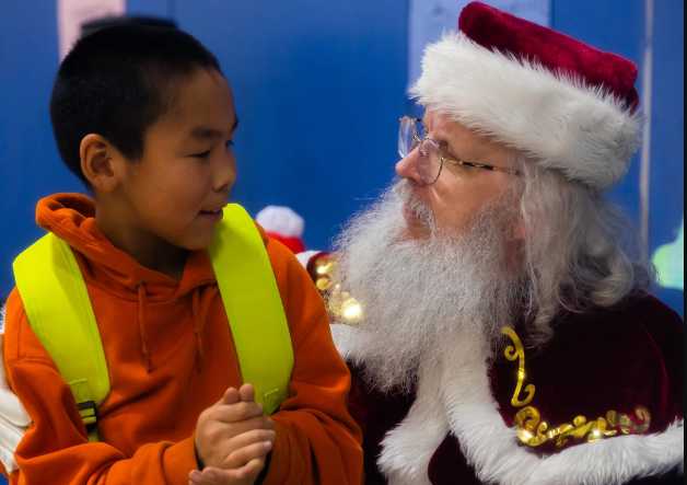Alaska National Guard’s Operation Santa Claus spreads holiday cheer to remote communities