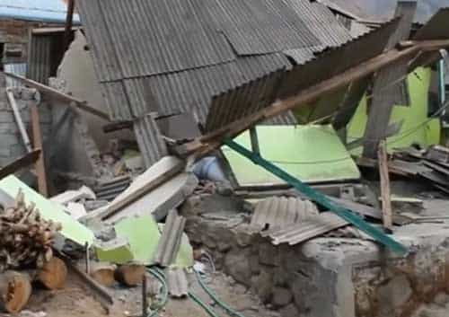At Least 82 Killed as Deadly Earthquake Rocks Indonesia’s Lombok Island