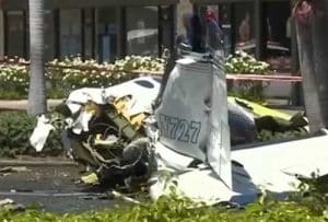 A Cessna 414 crashed in a Staples/CVS parking lot in southern California killing all five aboard. Image-Youtube video screenshot