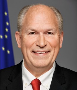 Alaska Governor Bill Walker. Image-Official State of Alaska Portrait