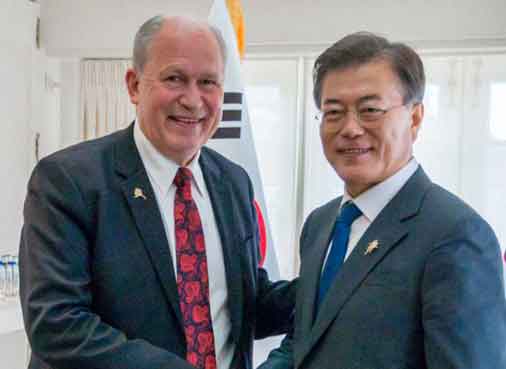 Governor Walker Meets with South Korean President Moon