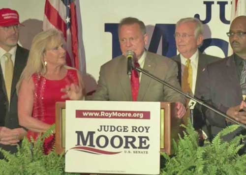 Trump in Political Maelstrom Over Moore Senate Candidacy