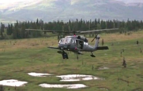Alaska Air Guardsmen Rescue Three Hikers North of Palmer