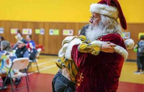 Holiday traditions bring service members, North Slope Borough community closer