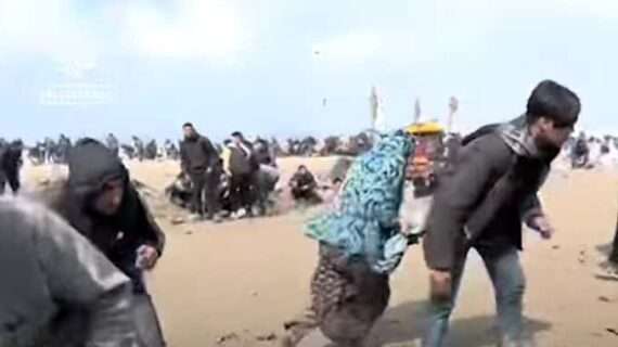 As Israeli Forces Fire on Starving Palestinians, US Again Vetoes UN Cease-Fire Resolution