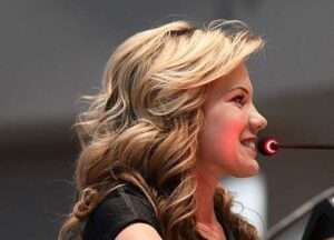 Paxson Woelber, the Alaska Landmine, This file is licensed under the Creative Commons Attribution-Share Alike 4.0 International license.