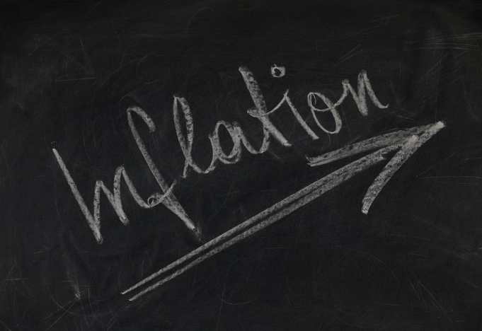 Inflation Numbers Don’t Alter Fears That Trump Has US Economy ‘Barreling Toward Recession’