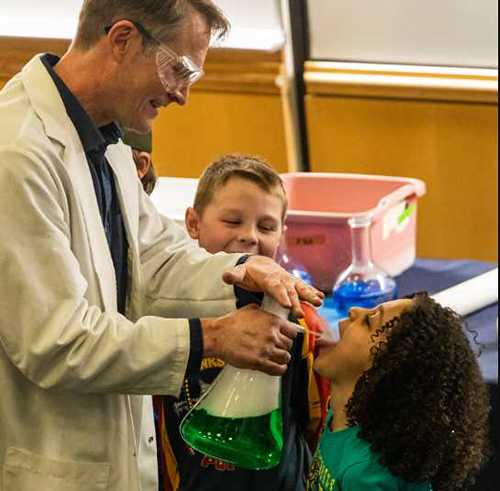 UAF’s Science Potpourri offers fun activity medley