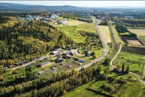 Photo courtesy of UAF Agricultural and Forestry Experiment Station
The Fairbanks Experimental Farm and Georgeson Botanical Garden, the location of the Fairbanks Research Field Day on July 30, lie on the west end of the University of Alaska Fairbanks Troth Yeddha’ Campus.