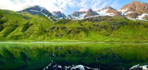 The Aleutian Islands experienced a dramatic geologic uplift 5 million to 7 million years ago, new research finds. Photo by Anahi Carrera.