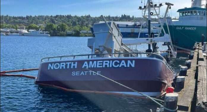 Coast Guard, other agencies respond to sunken vessel in Seattle