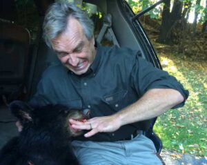 New Yorker's @ClareMalone obtained a photo of RFK and the dead bear cub