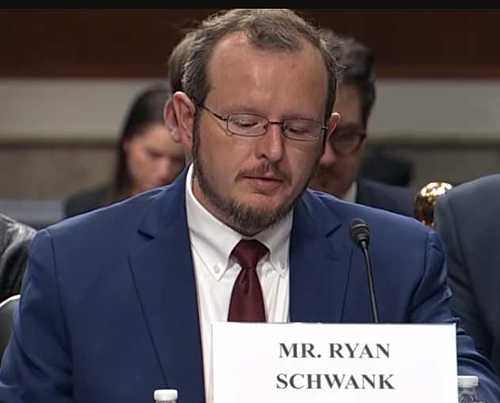 Former ICE Lawyer Says Agency Is Teaching Recruits to ‘Violate the Constitution’