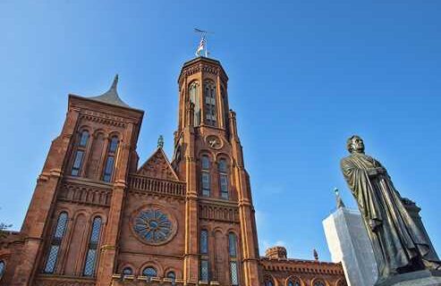 Murkowski, Merkley Seek Information on Executive Order Targeting Smithsonian