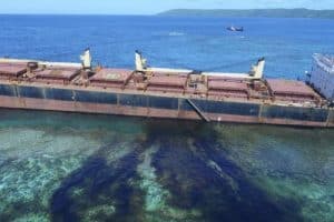 Bauxite cargo ship Solomon Trader aground and leaking heavy oil on Rennell Island. Image-Australian High Commission Solomon Islands